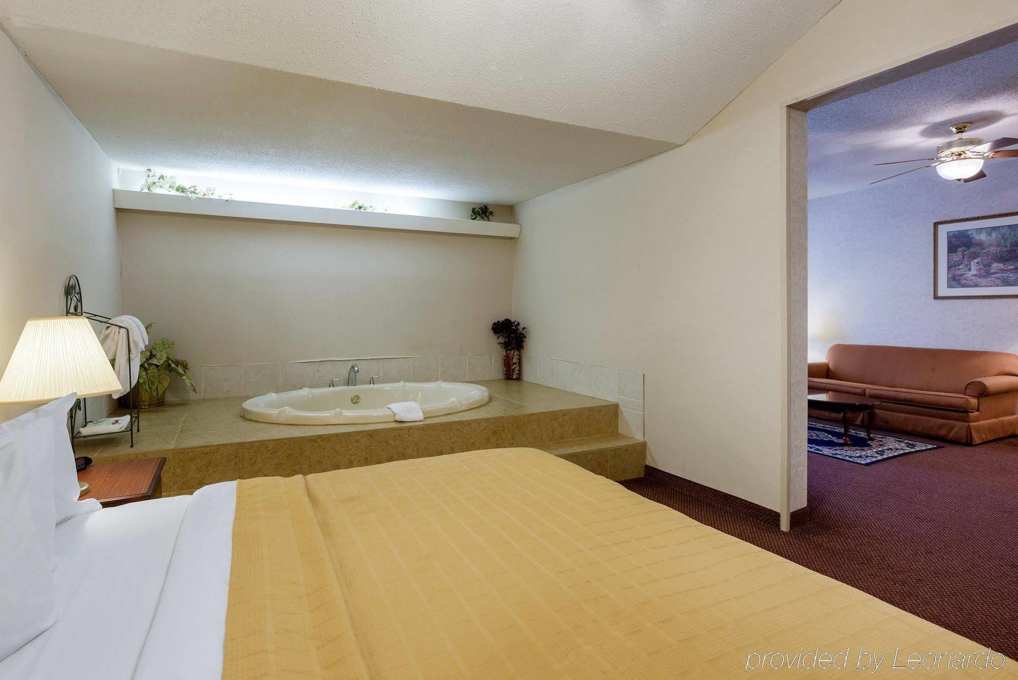 Quality Inn Robinsonville Exteriör bild
